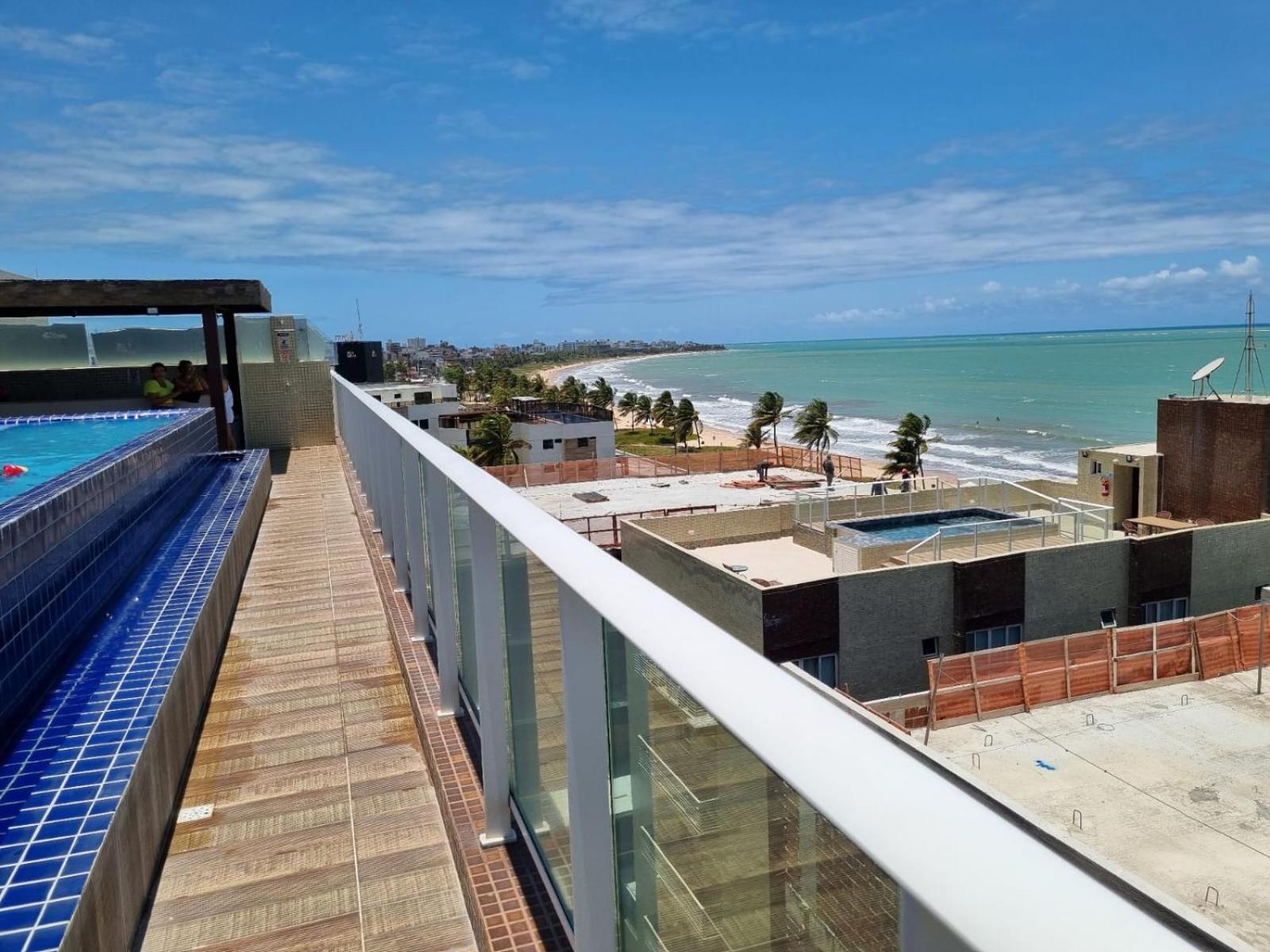 Confortavel Flat Com Piscina De Borda Infinita Na Cobertura Кабеделу Экстерьер фото