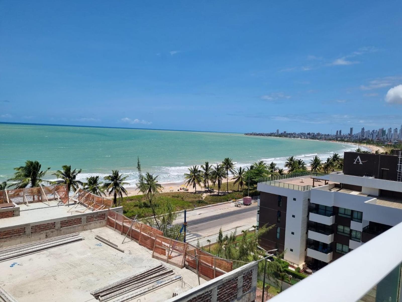 Confortavel Flat Com Piscina De Borda Infinita Na Cobertura Кабеделу Экстерьер фото